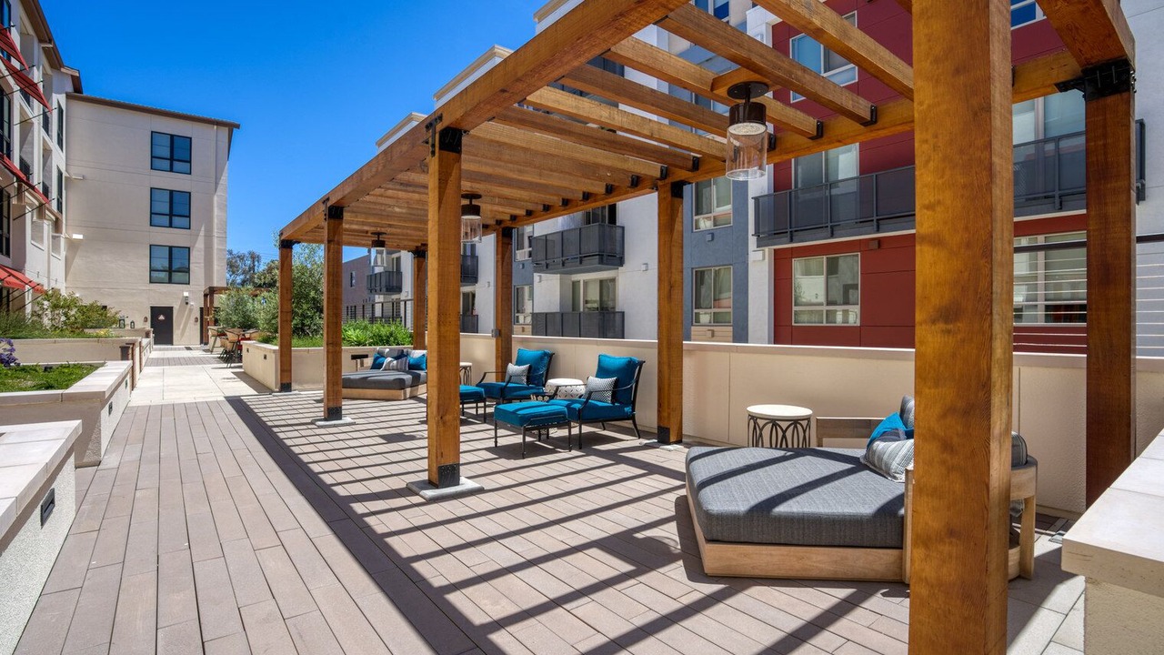 Photo of Patio Balcony in Central San Mateo