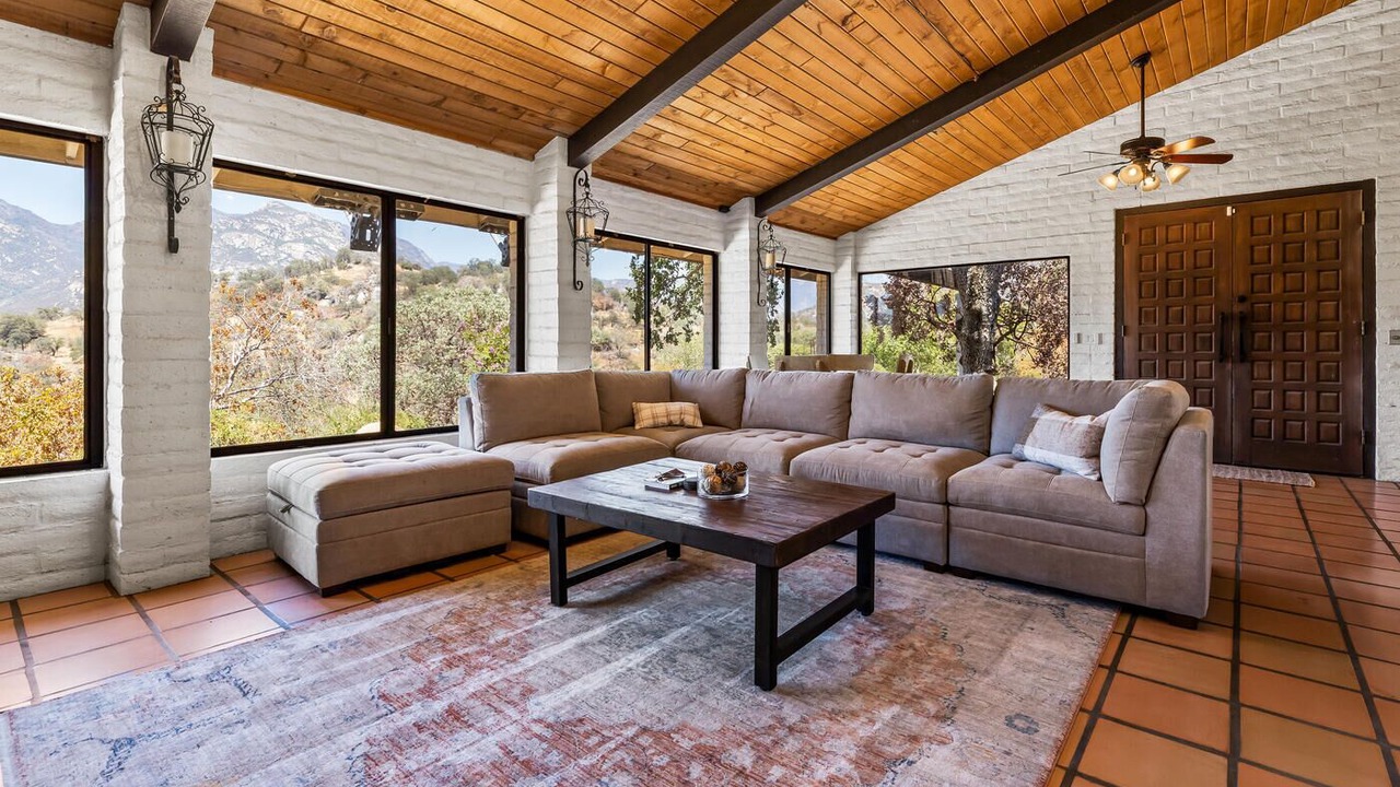Photo of Livingroom in Three Rivers