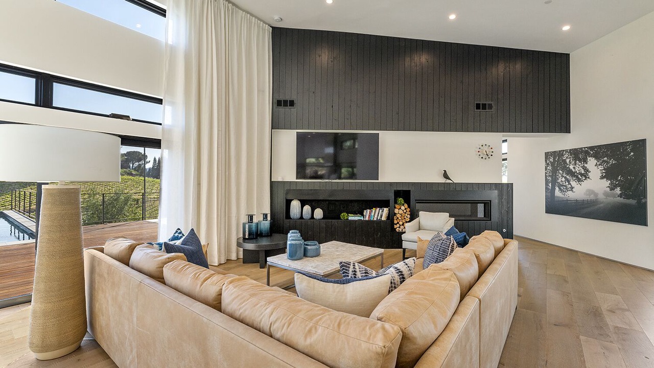 Photo of Livingroom in Windsor