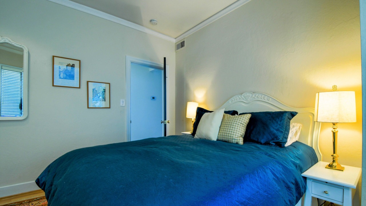 Photo of Bedroom in Pacific Heights