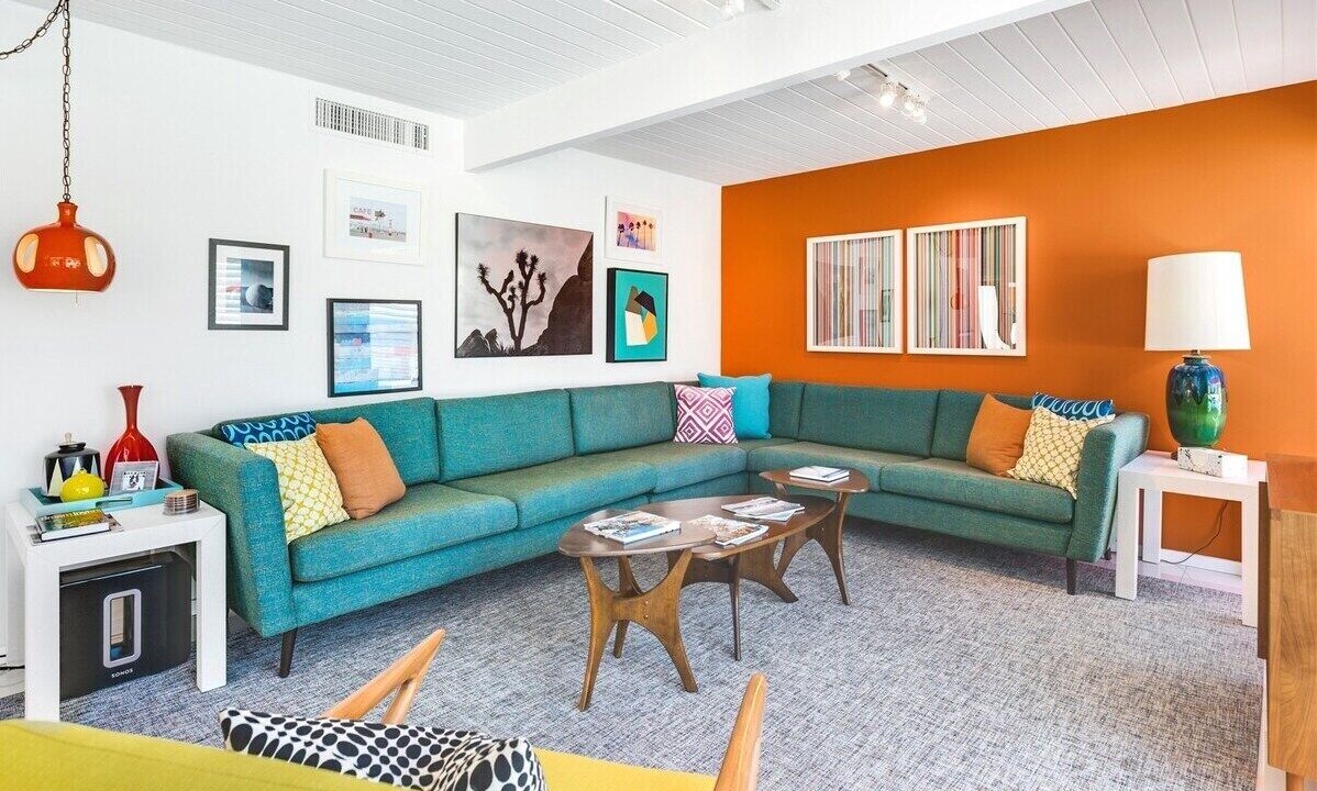 Photo of Livingroom in Racquet Club Estates