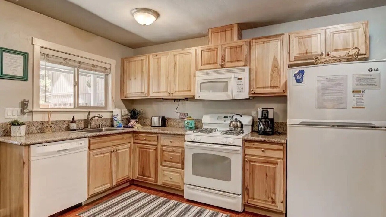 Photo of Kitchen in Al Tahoe