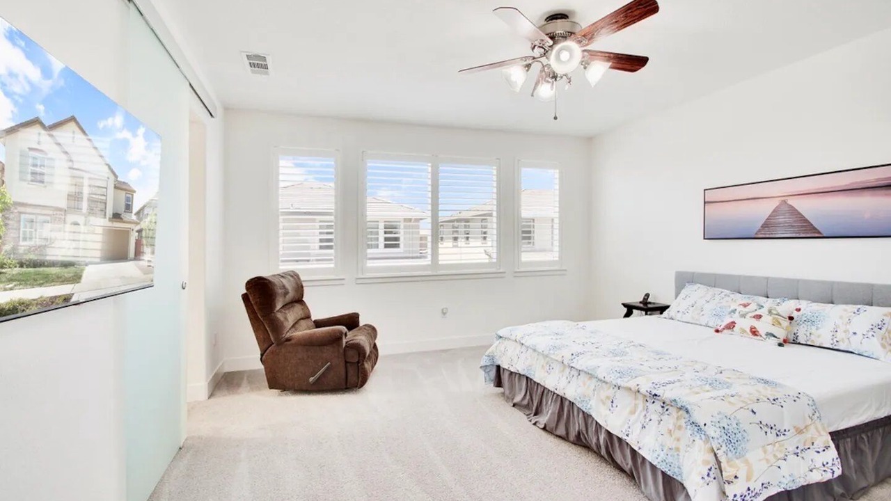 Photo of Bedroom in Lathrop
