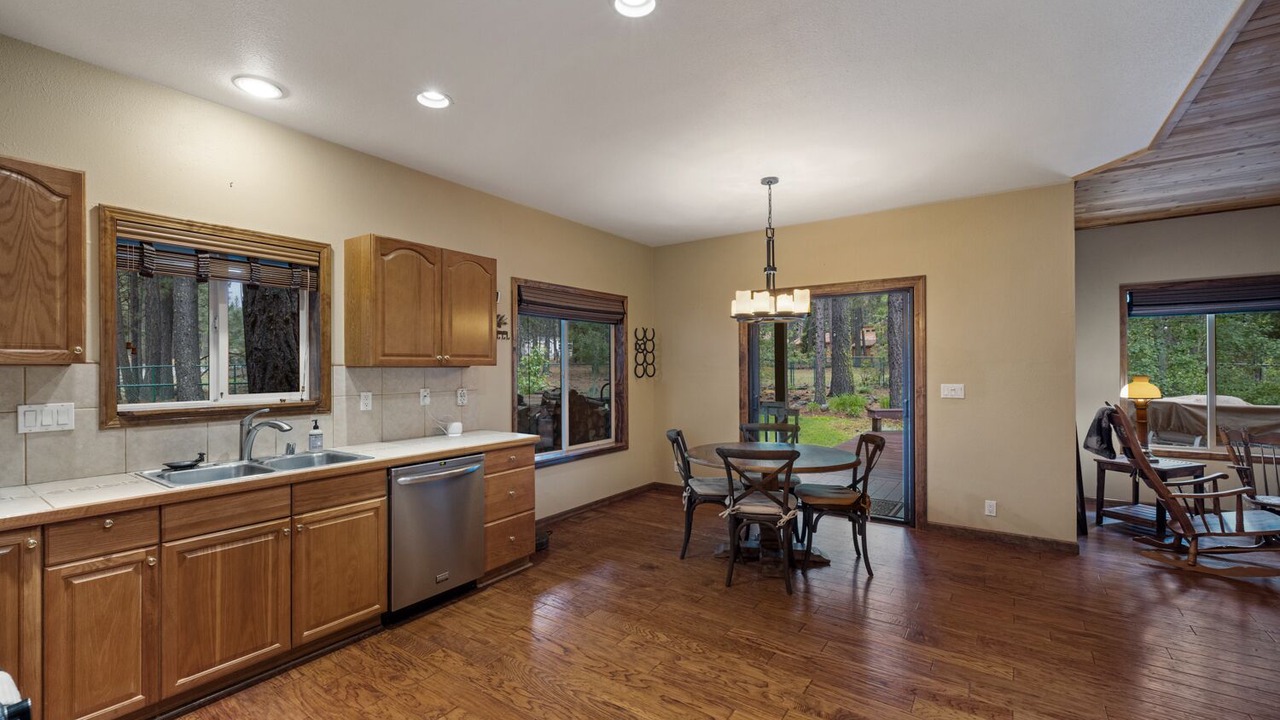 Photo of Kitchen in Graeagle