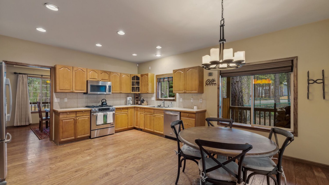 Photo of Kitchen in Graeagle