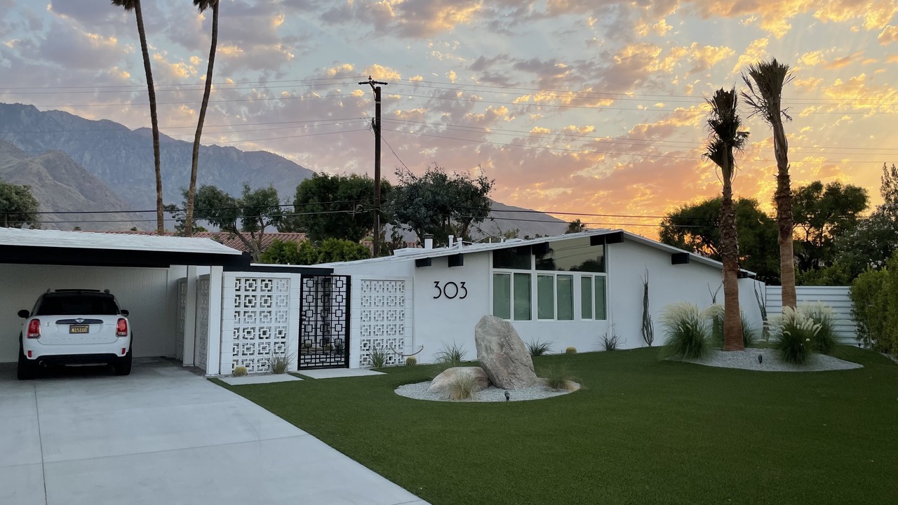Photo of Outdoor in Racquet Club Estates