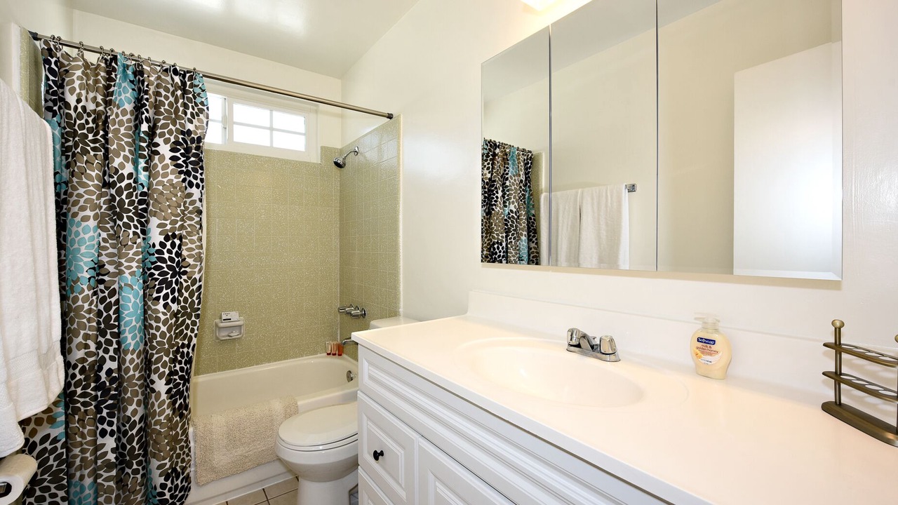 Photo of Bathroom in Palms