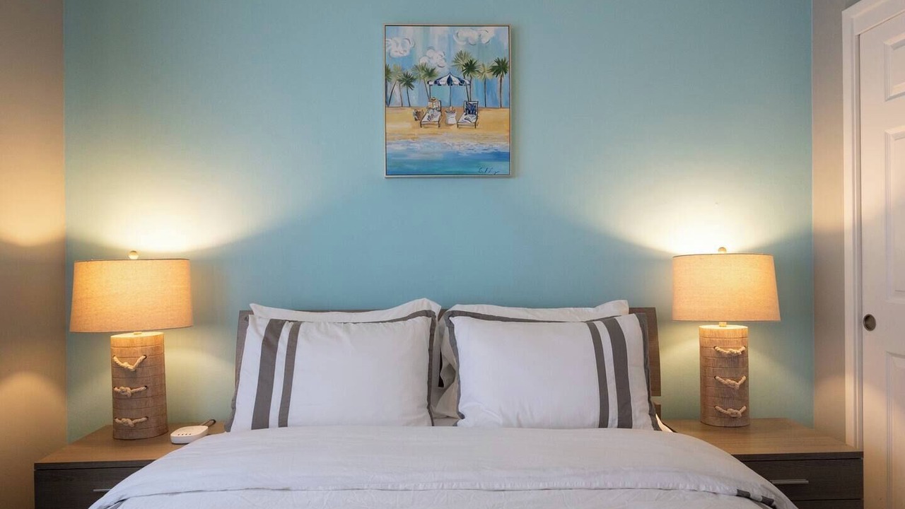 Photo of Bedroom in University South