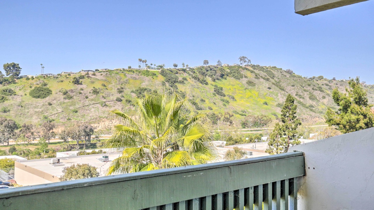 Photo of Patio Balcony in Bay Ho