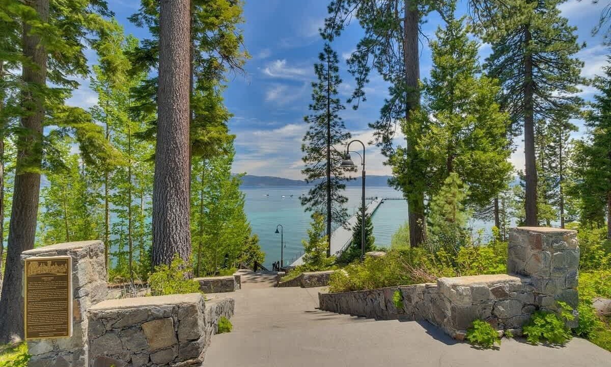 Photo of Outdoor in Tahoe Tavern