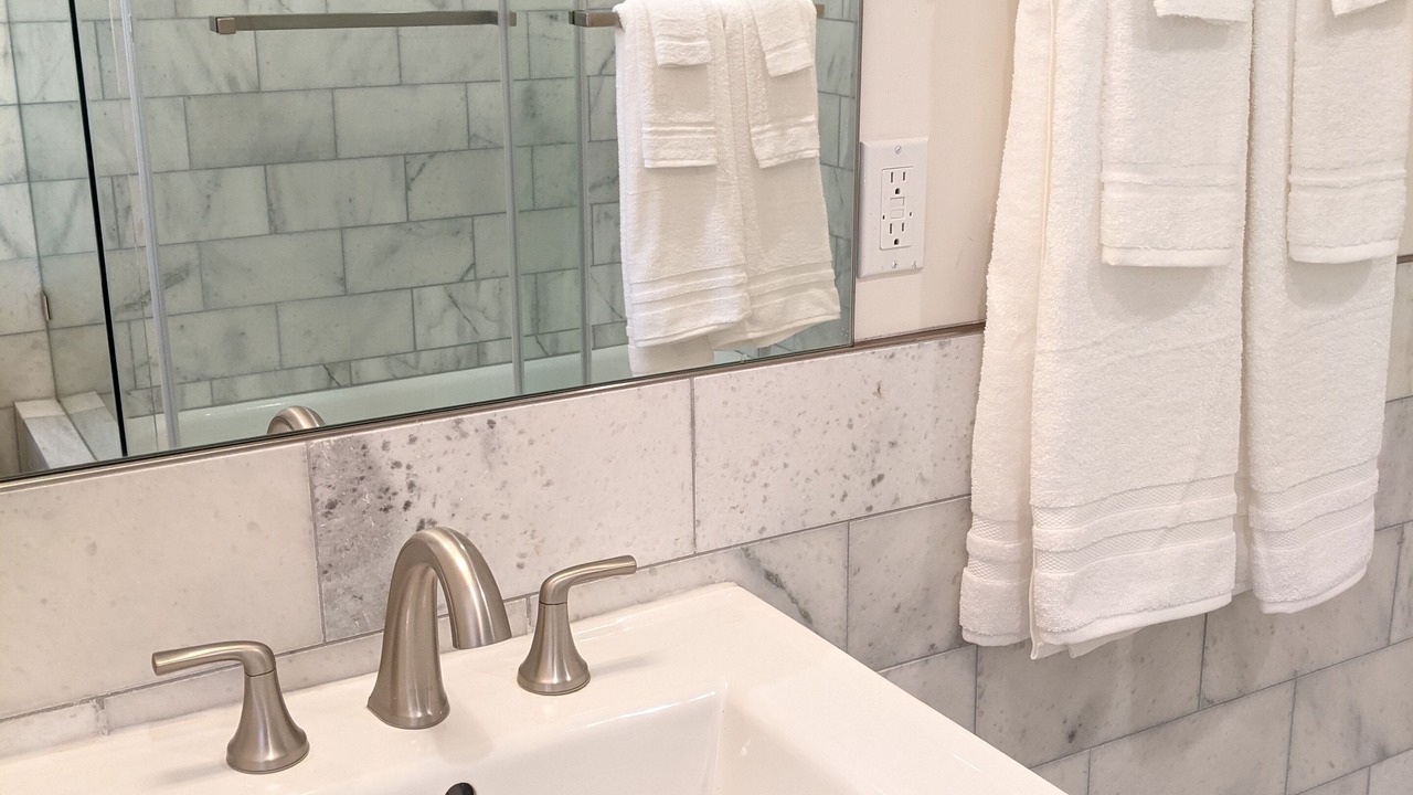 Photo of Bathroom in Alamitos Beach