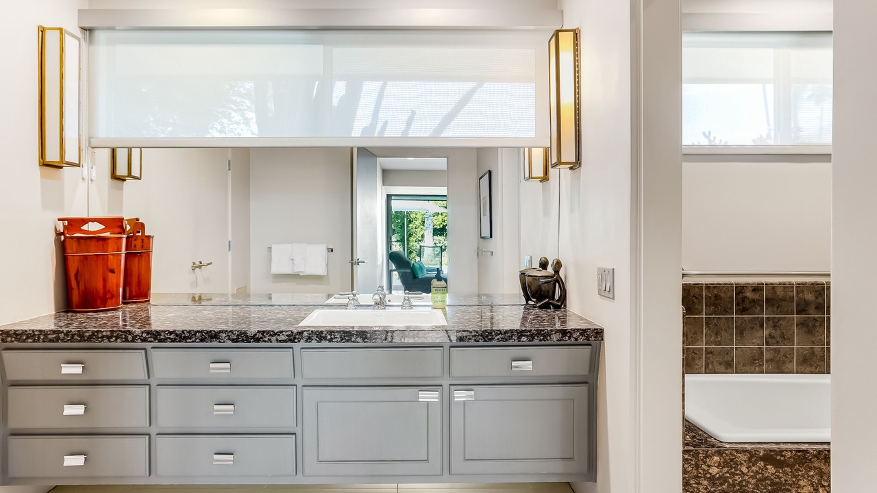 Photo of Bathroom in Deepwell Estates