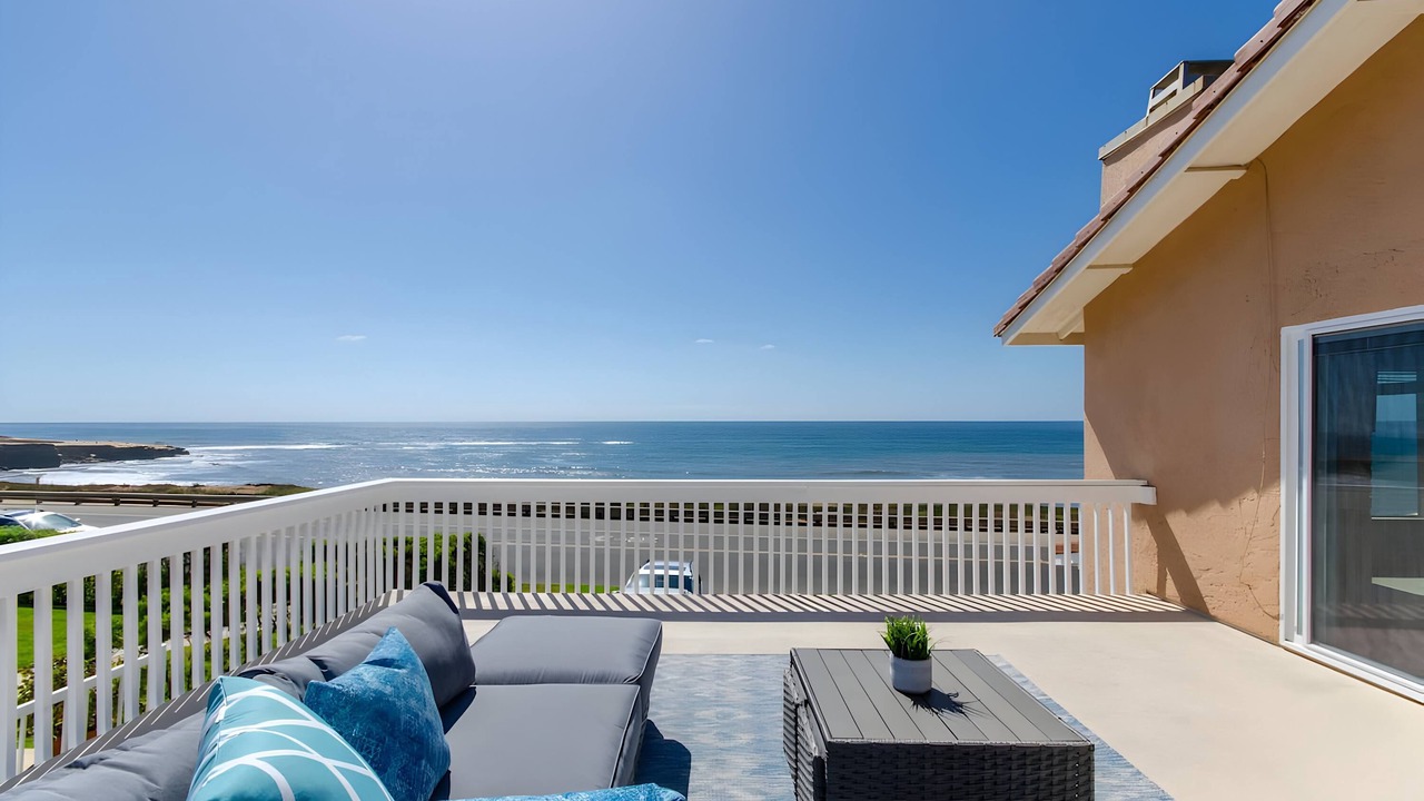 Photo of Patio Balcony in Sunset Cliffs