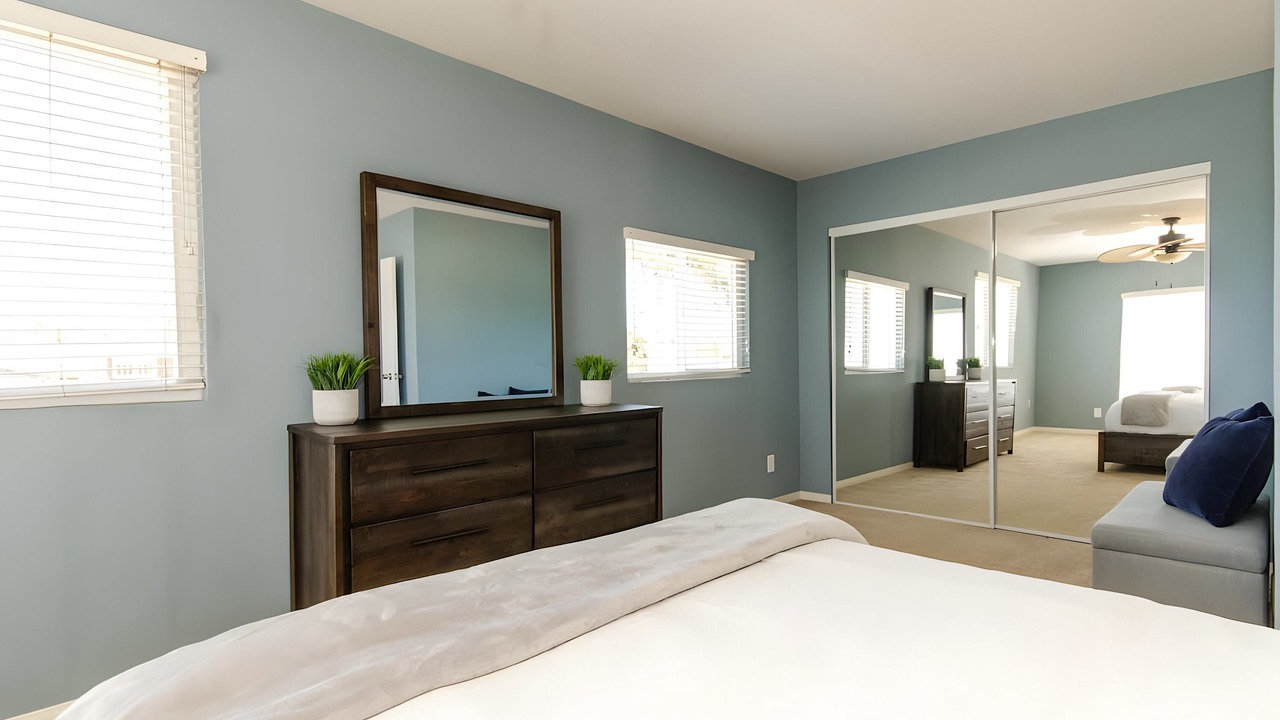Photo of Bedroom in Sunset Cliffs