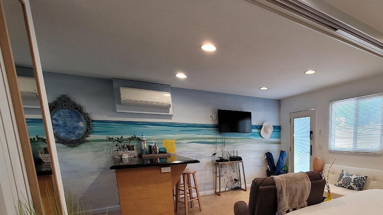 Photo of Bedroom in South Mission Beach