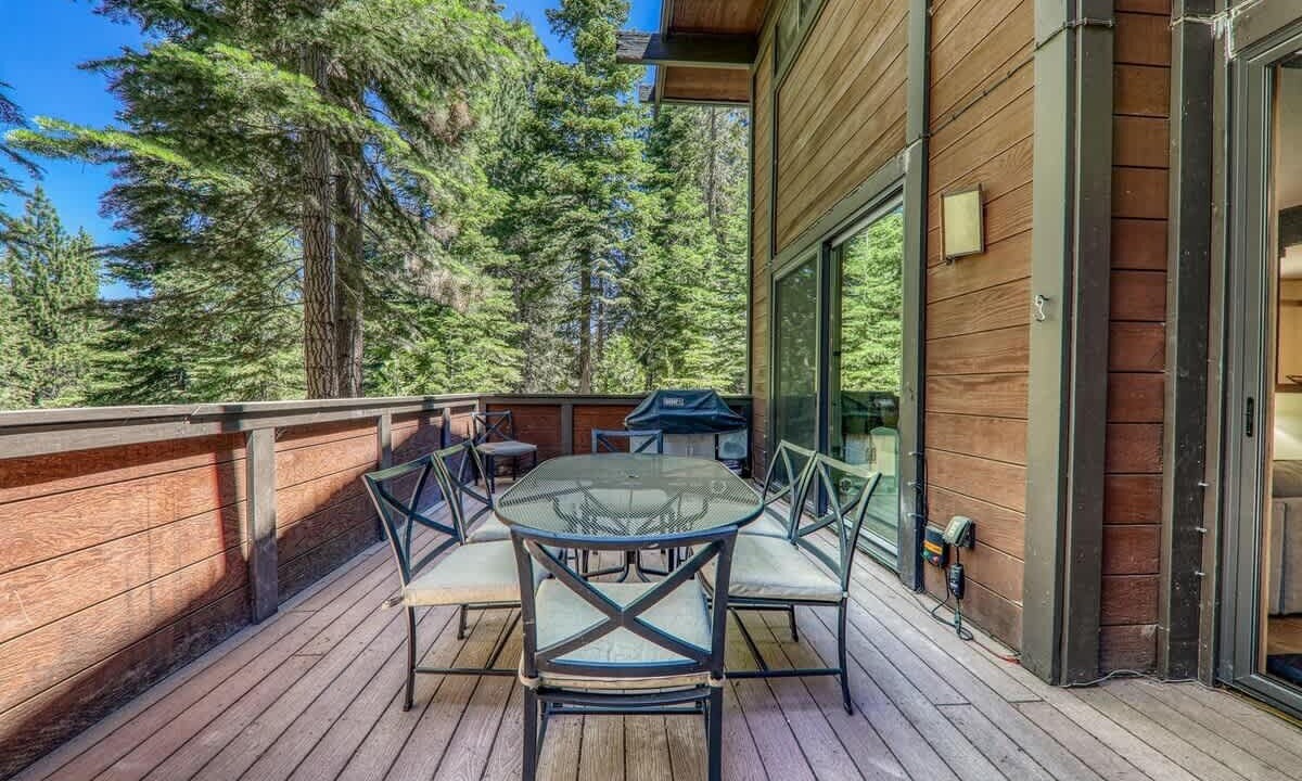 Photo of Outdoor in Tahoe Tavern