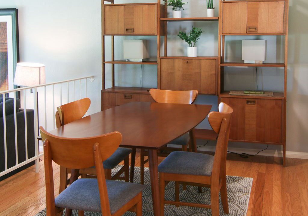 Photo of Livingroom in Vandenberg Village