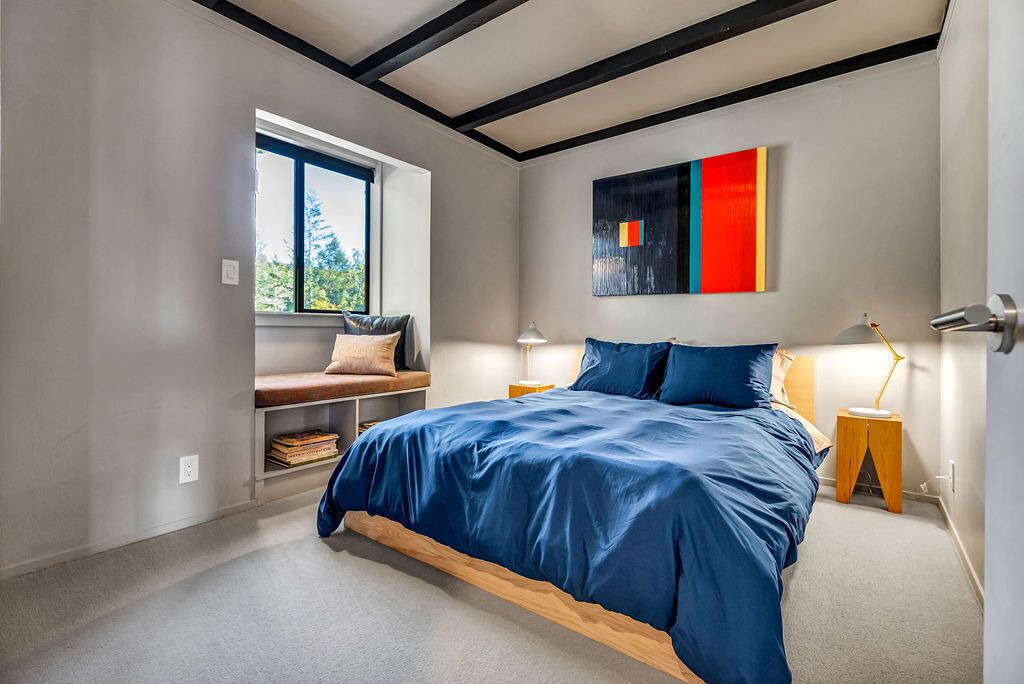 Photo of Bedroom in Glen Ellen