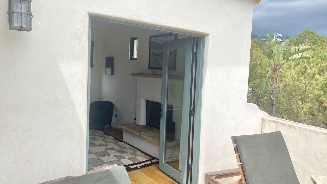 Photo of Patio Balcony in Laguna