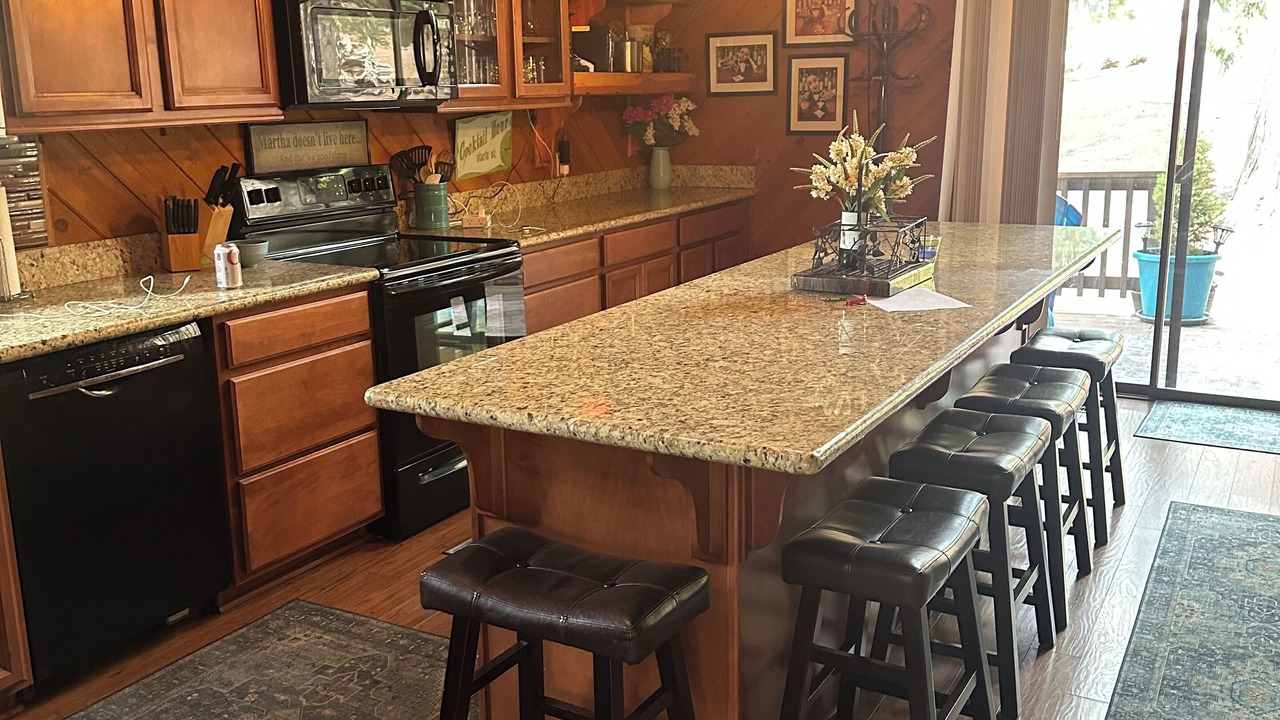 Photo of Kitchen in Peninsula Village