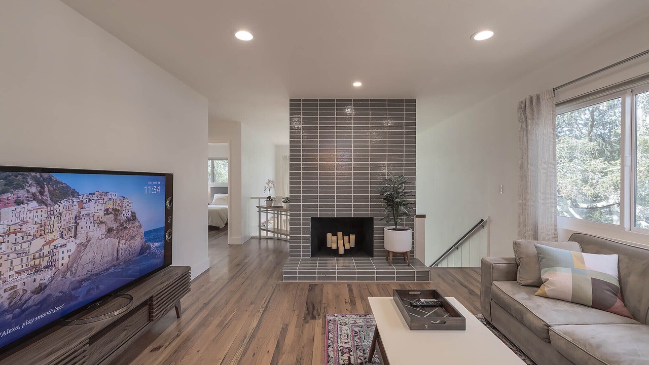 Photo of Livingroom in Monterey