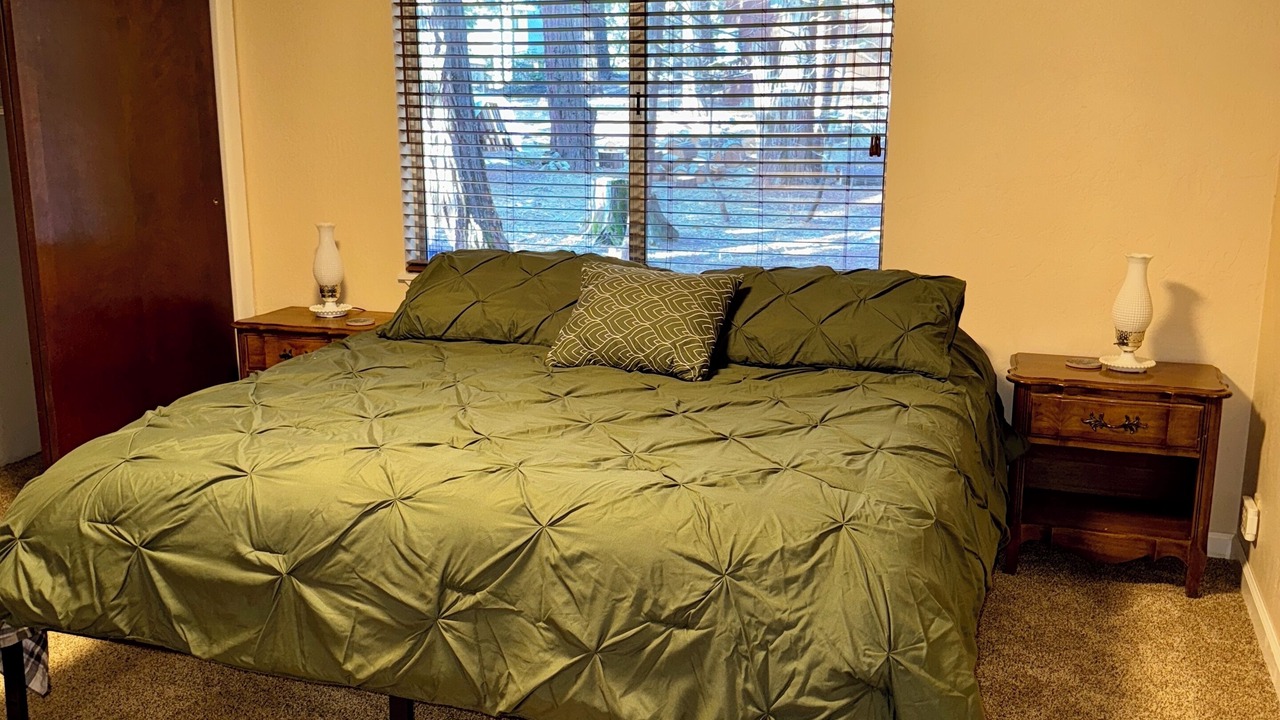 Photo of Bedroom in Sierra Cedars