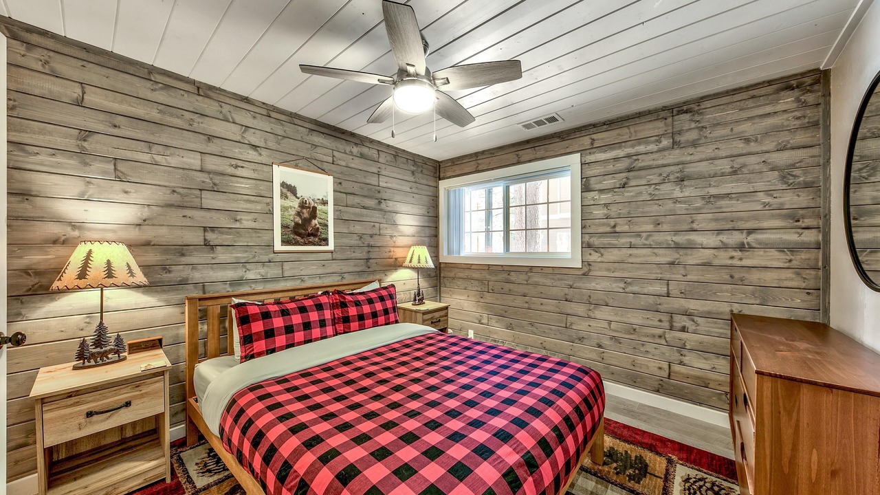 Photo of Bedroom in Black Bart