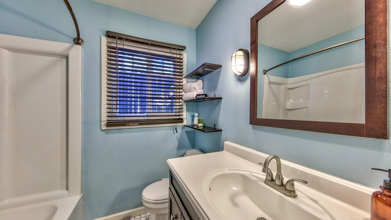 Photo of Bathroom in Black Bart