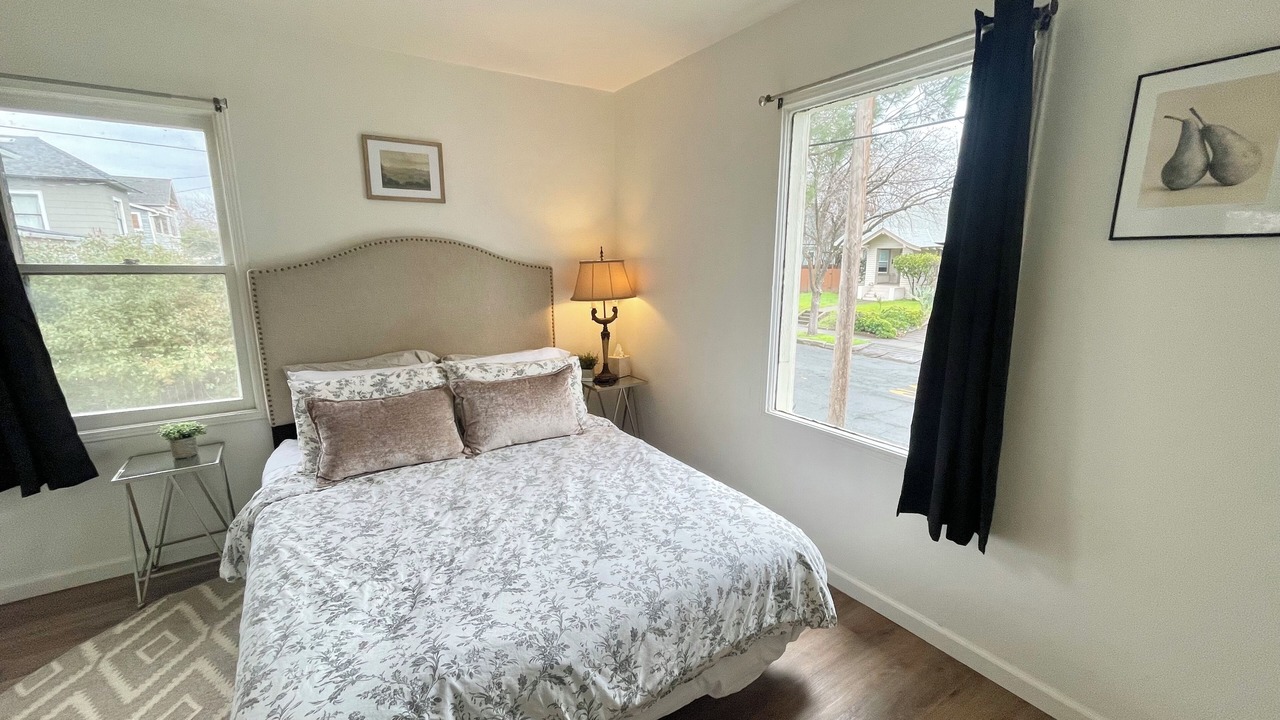 Photo of Bedroom in Oroville