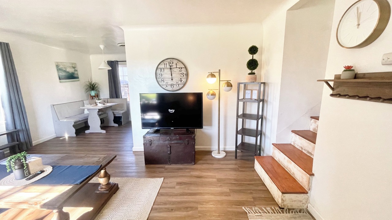 Photo of Livingroom in Oroville