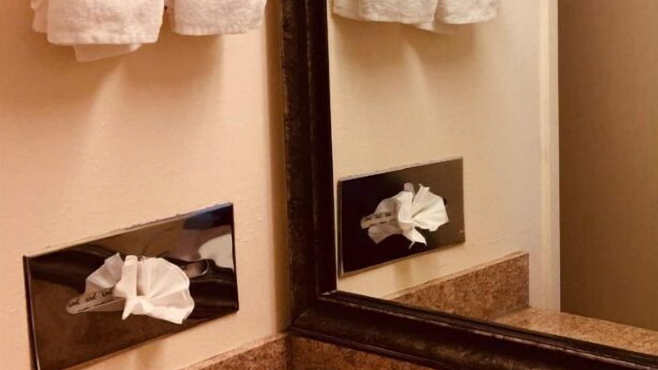 Photo of Bathroom in Munras Avenue