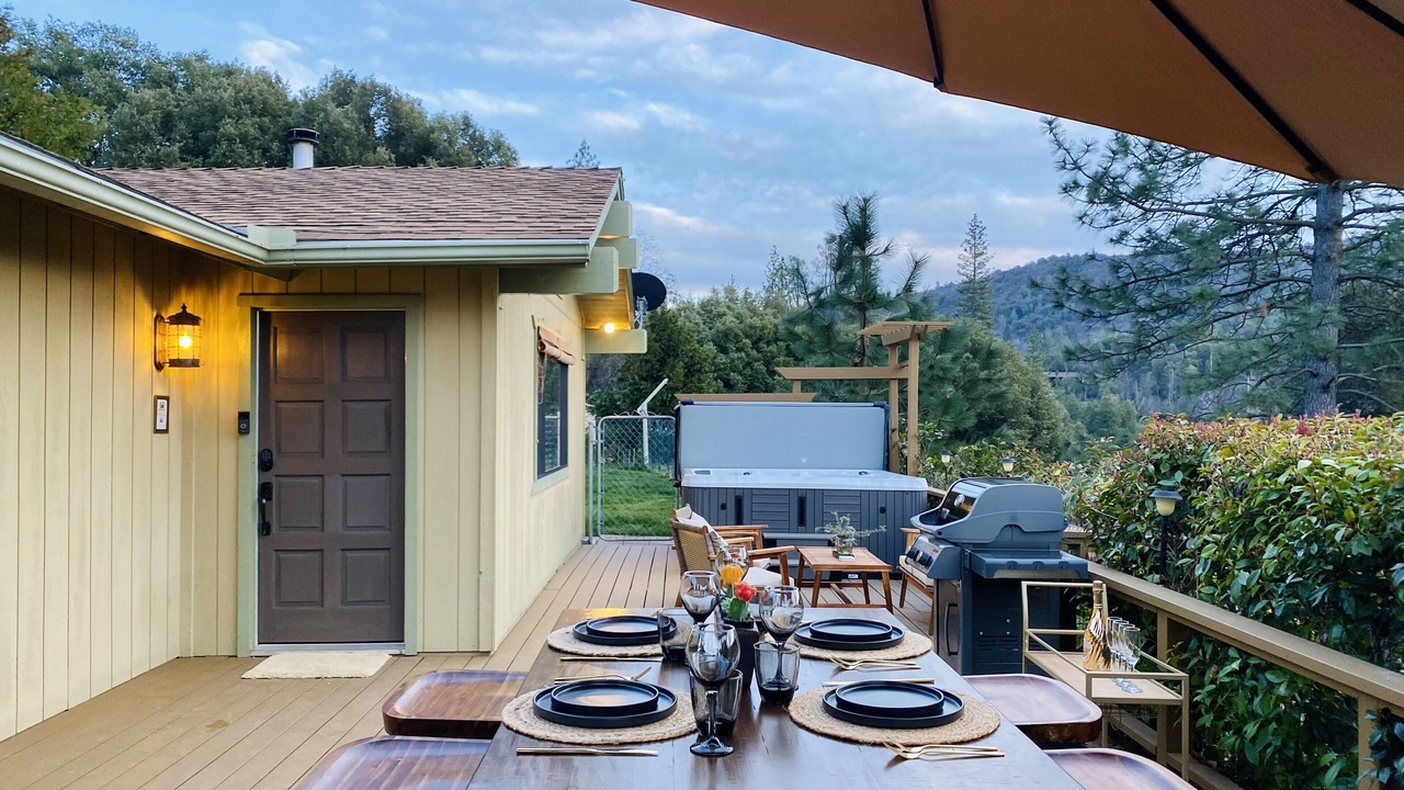 Photo of Outdoor in Oakhurst