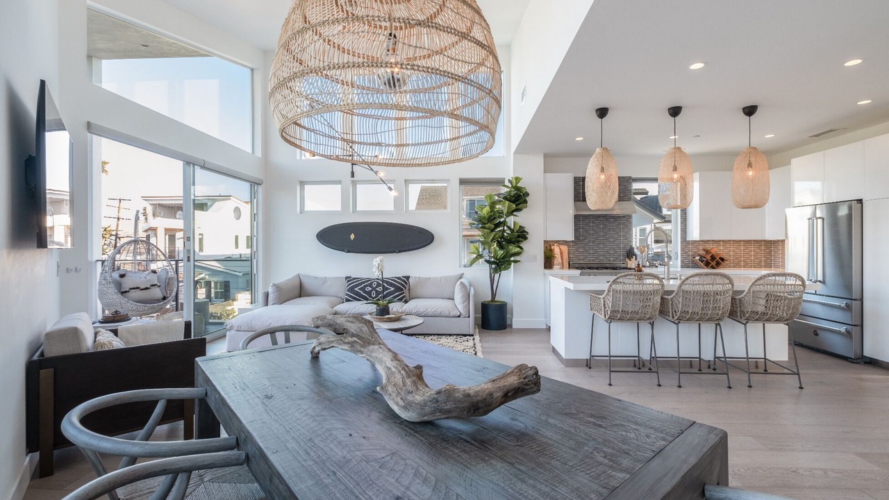 Photo of Livingroom in West Newport
