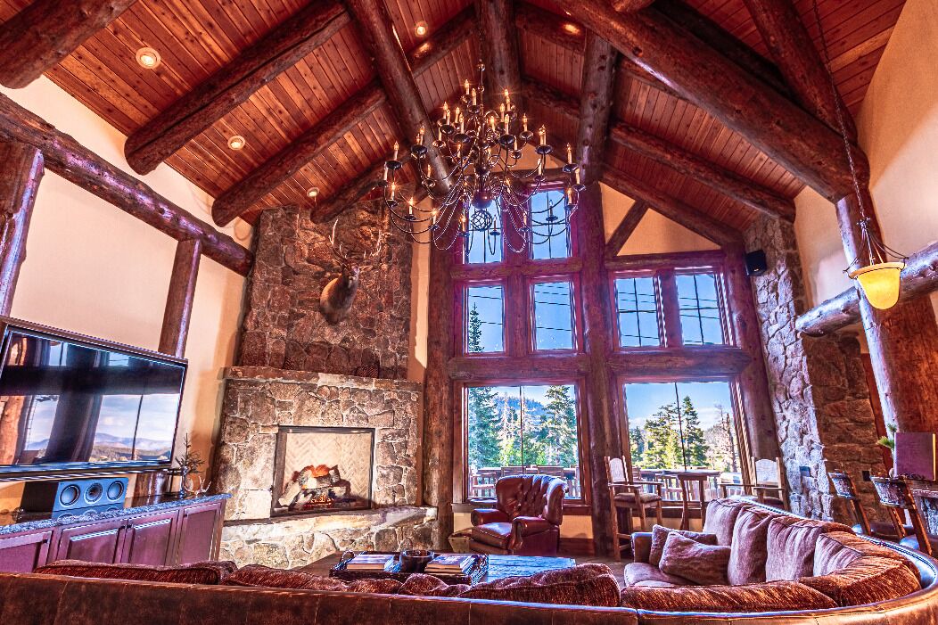 Photo of Livingroom in Mammoth Lakes