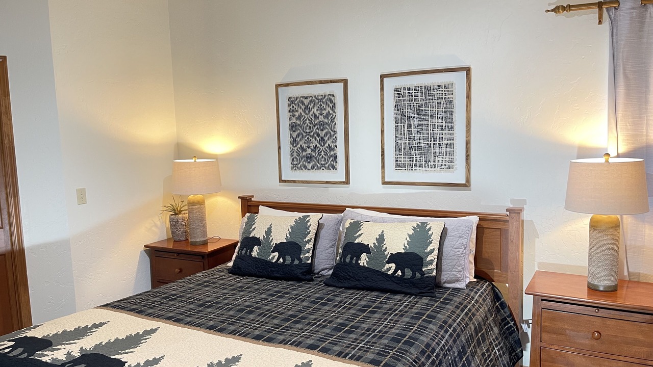 Photo of Bedroom in Yosemite National Park