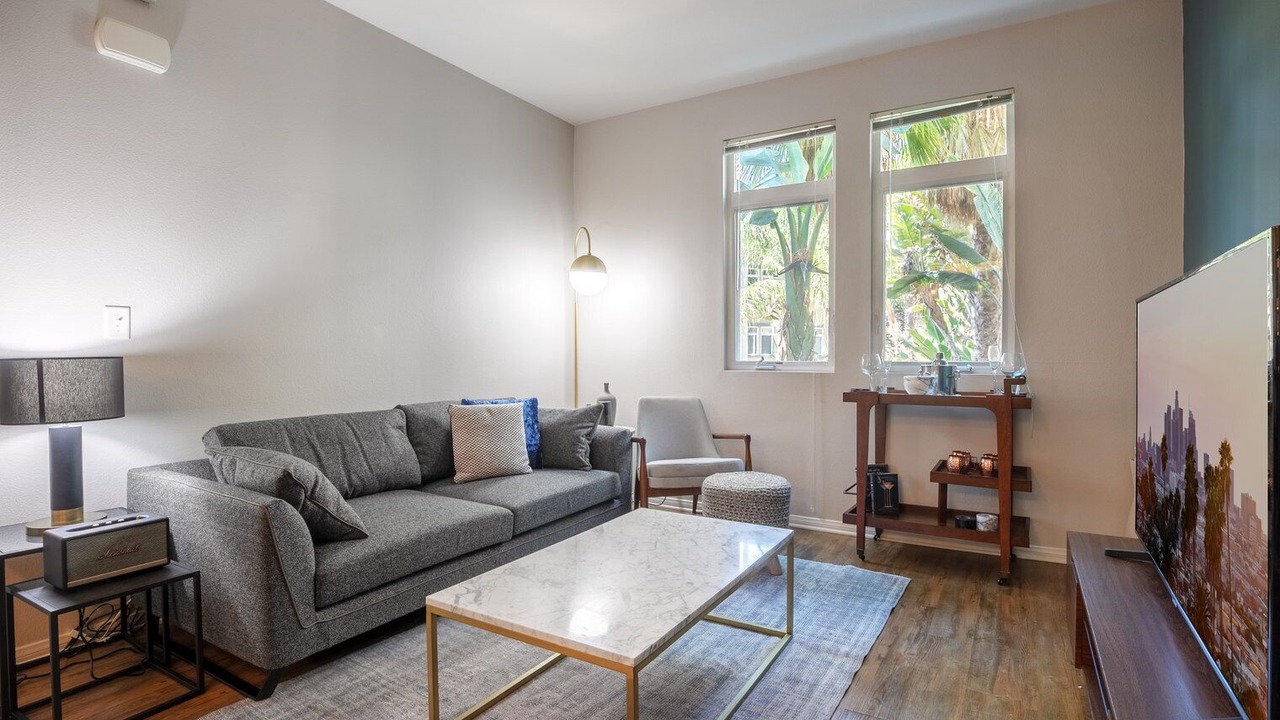Photo of Livingroom in Los Angeles