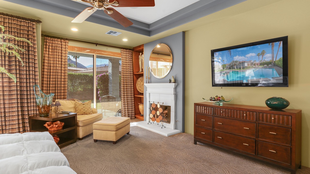 Photo of Livingroom in Araby Commons
