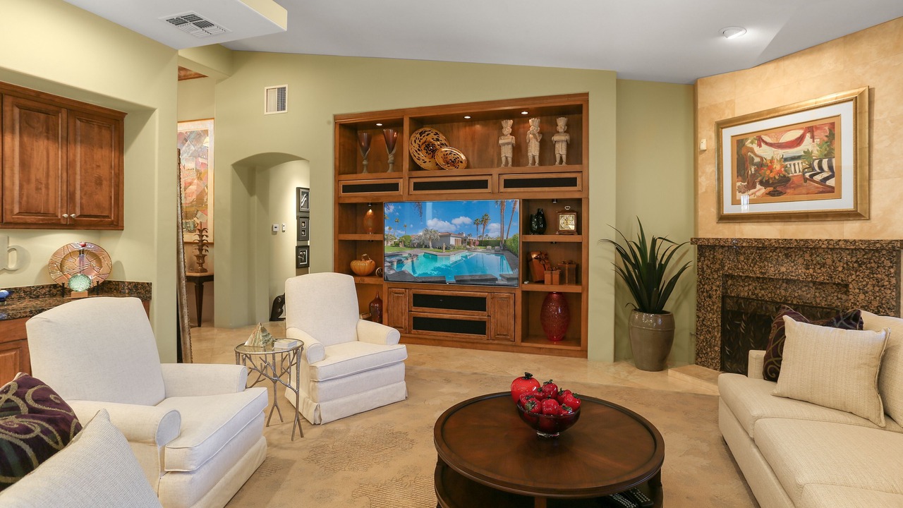 Photo of Bedroom in Araby Commons