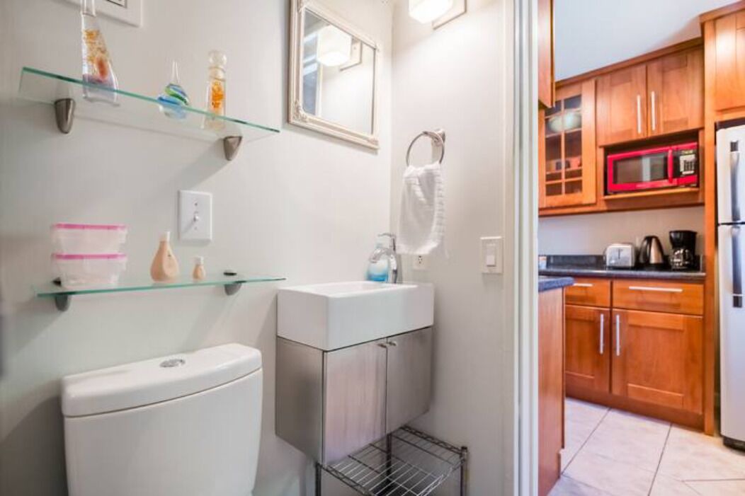 Photo of Bathroom in Shoreline West