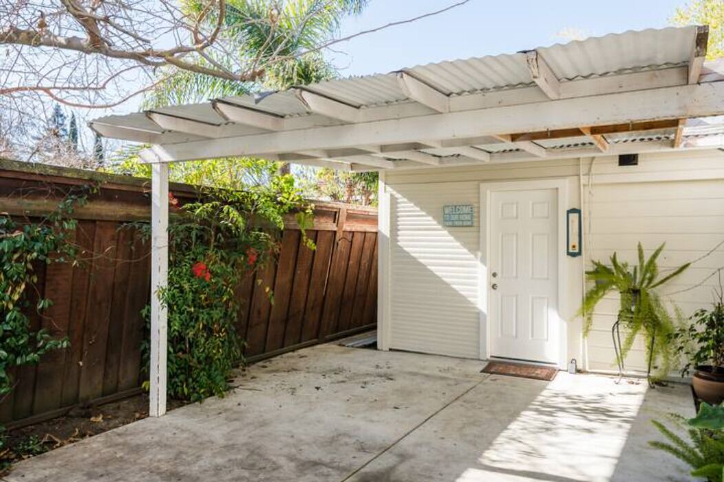 Photo of Outdoor in Shoreline West