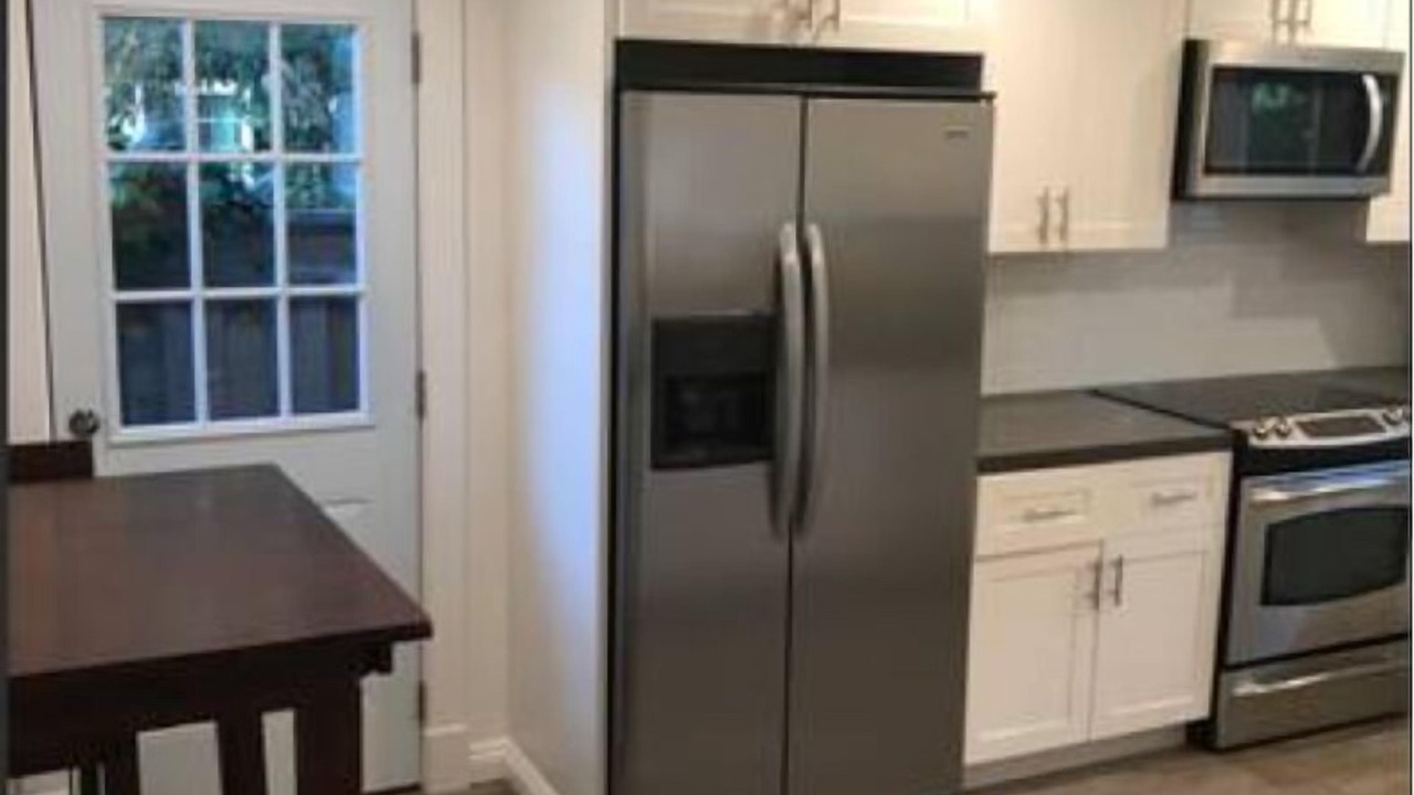 Photo of Kitchen in Shoreline West