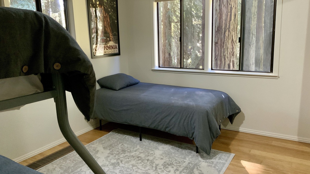 Photo of Bedroom in La Selva Beach