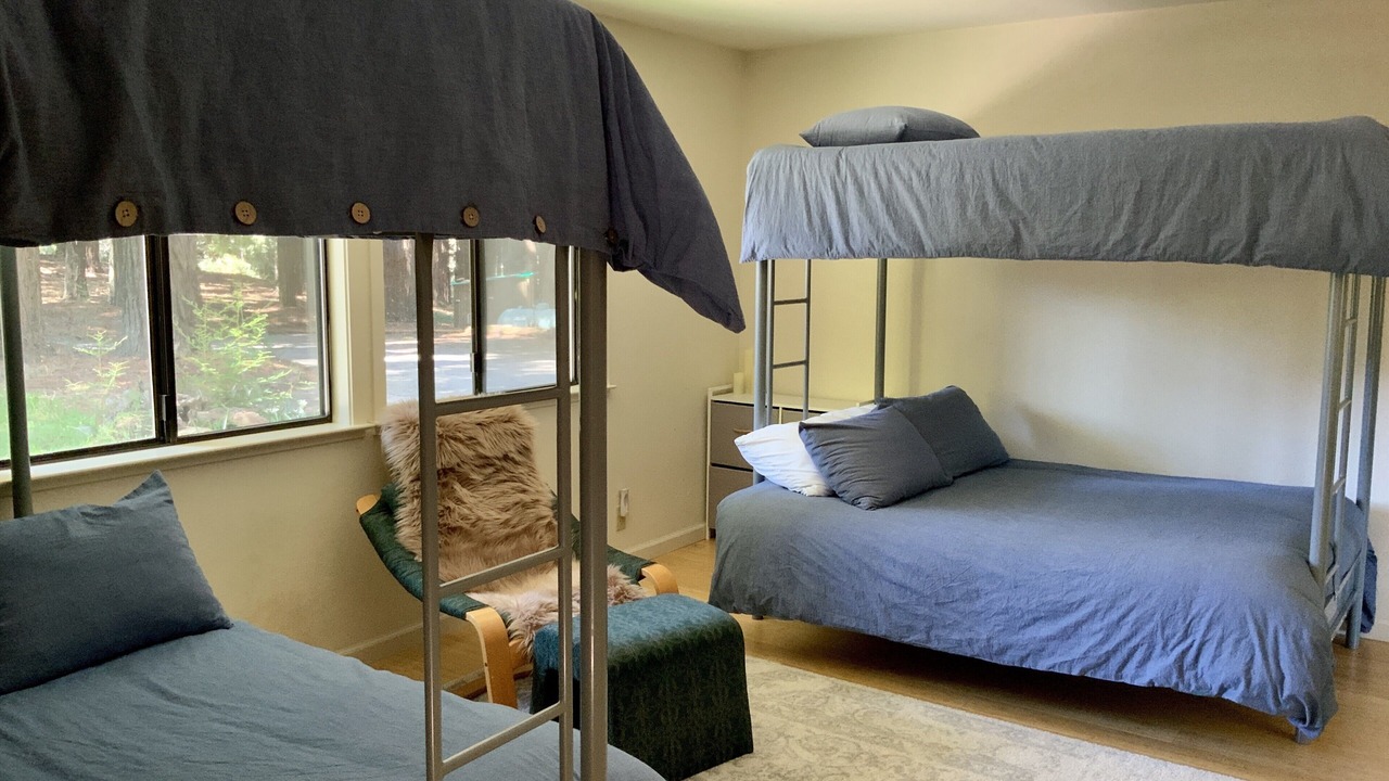 Photo of Bedroom in La Selva Beach