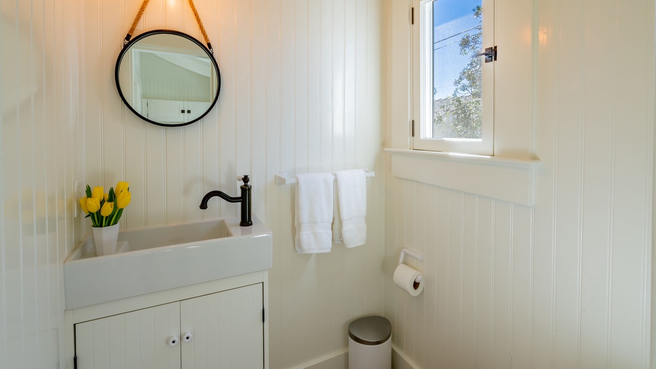 Photo of Bedroom in East Beach