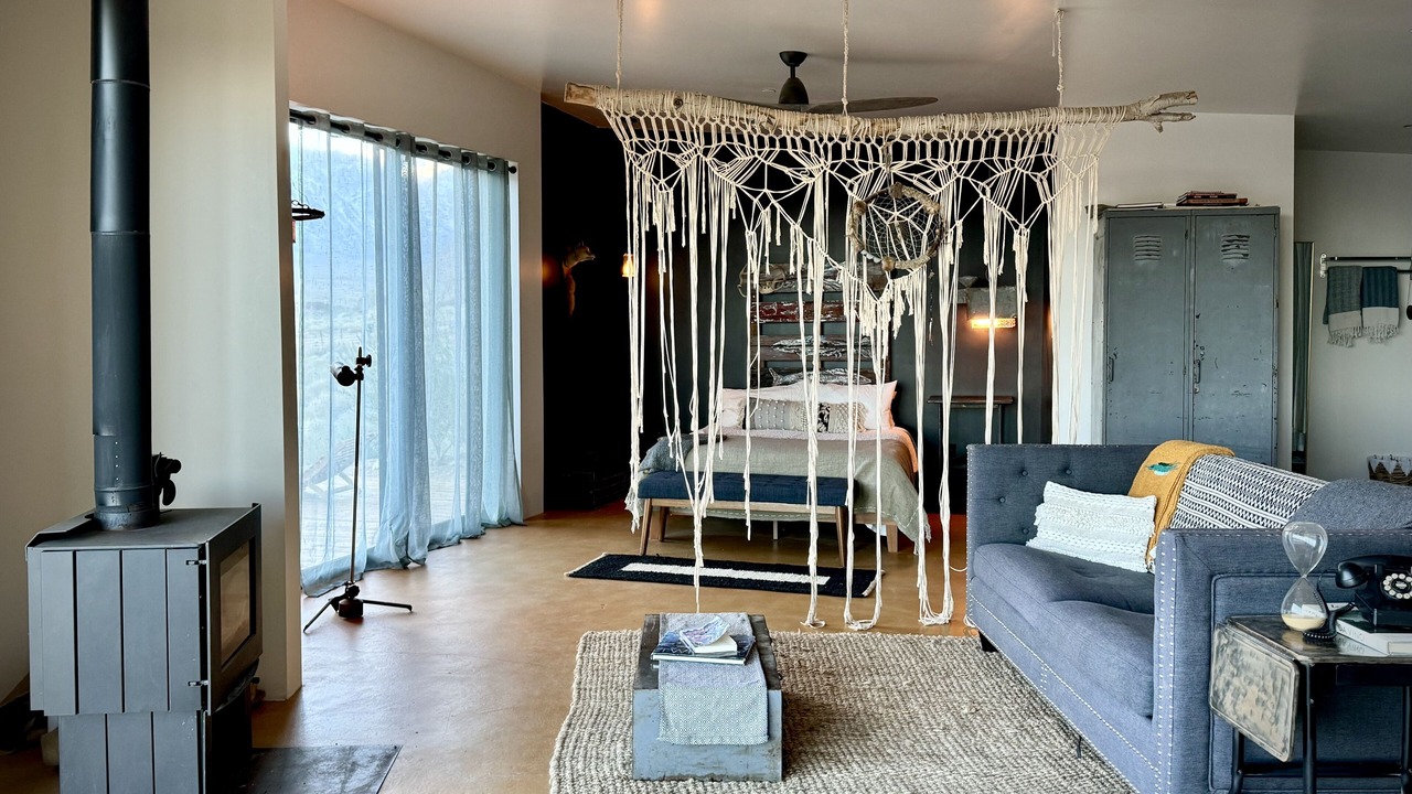 Photo of Bedroom in Lone Pine