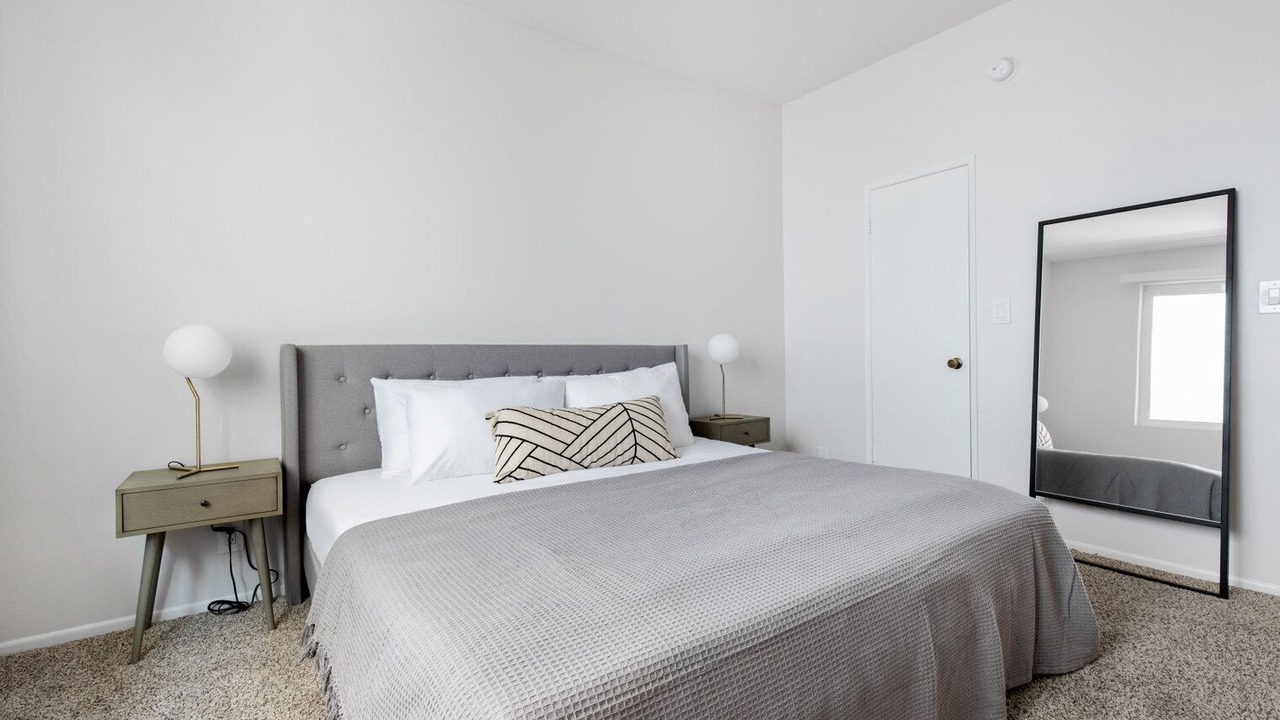 Photo of Bedroom in Beverly Grove