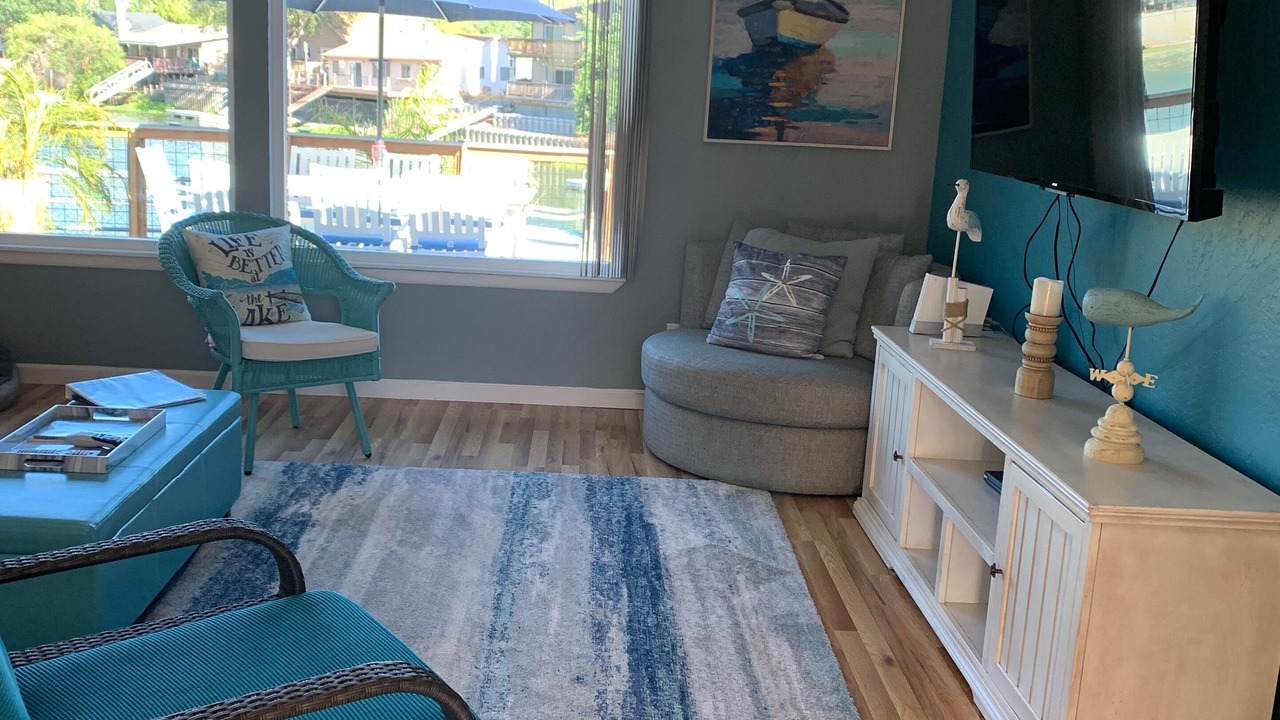 Photo of Bedroom in Clear Lake