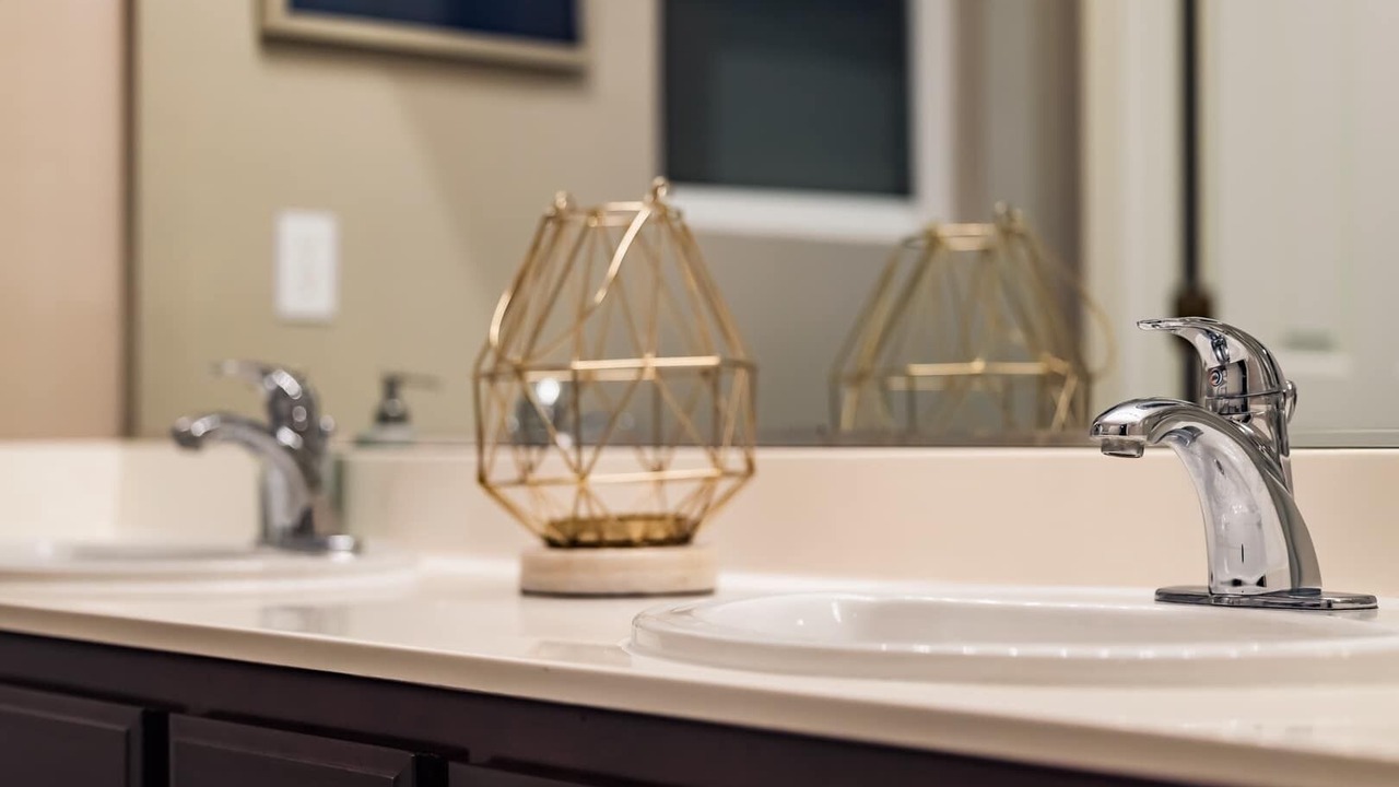 Photo of Bathroom in Bayshore Heights