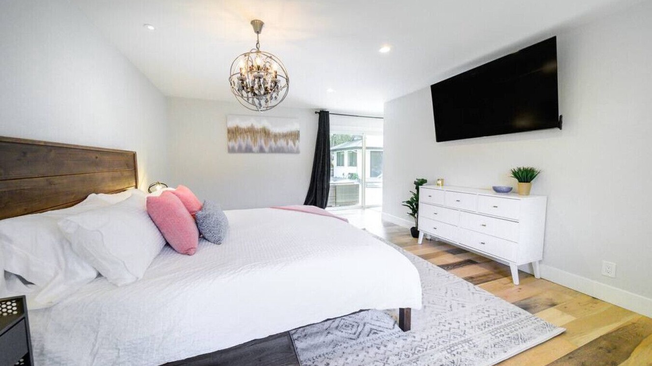 Photo of Bedroom in Santa Rosa