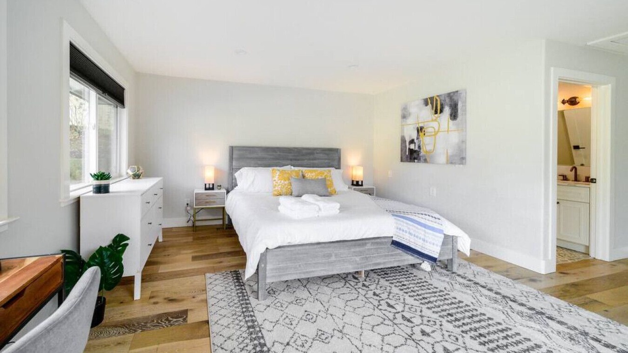 Photo of Bedroom in Santa Rosa
